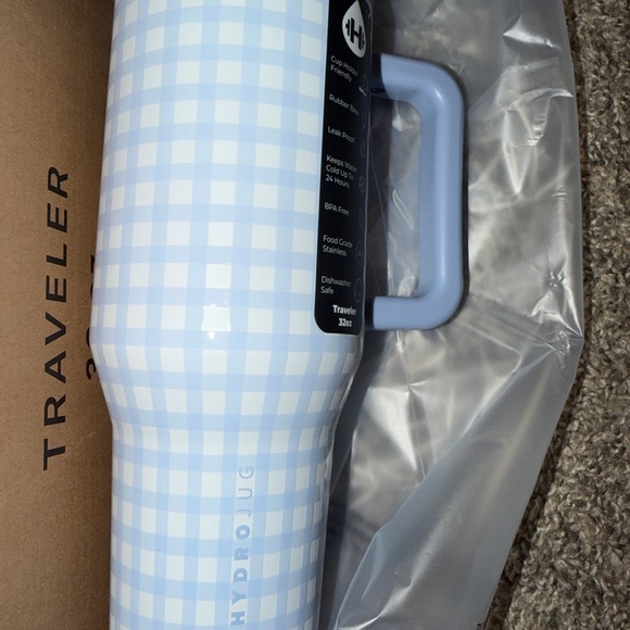 Hydrojug Cloud Nine 32oz Traveler - Picture 2 of 5